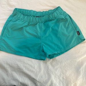 Patagonia baggies size medium blue